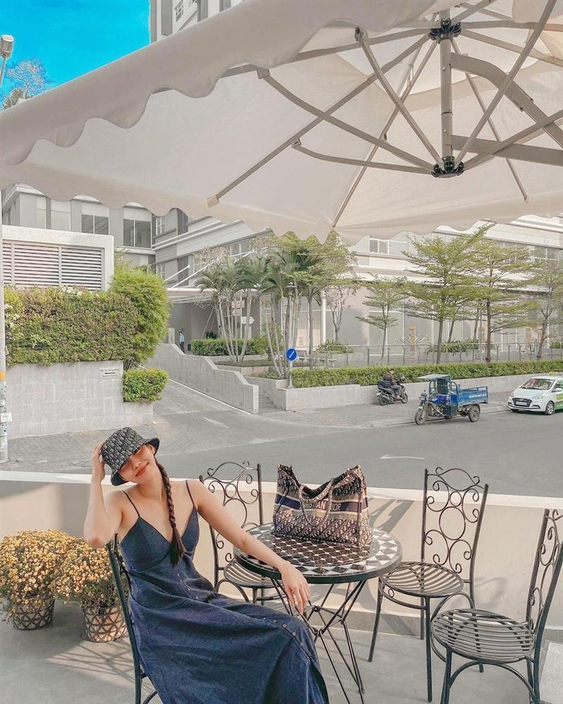 Bóc giá túi xách của Lan Khuê: Toàn đồ hiệu, có chiếc hàng trăm triệu đồng-9