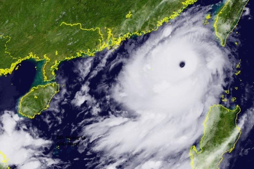 Bão số 3 hoạt động rất mạnh, giật trên cấp 17, biển động dữ dội-2