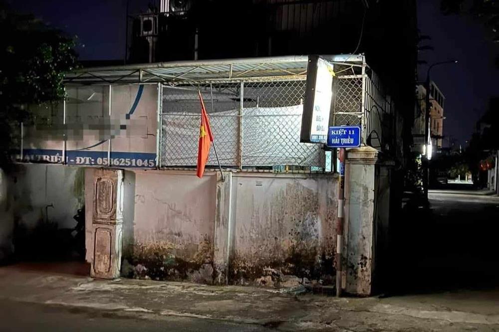 Chủ nhà nghỉ bị khởi tố vì môi giới mại dâm, thu lợi 100 nghìn đồng-1