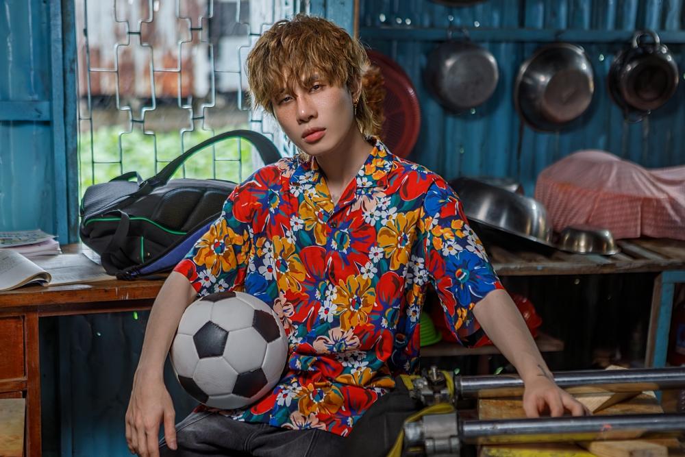 Ca sĩ Jack và bữa ăn tối đáng nhớ với huyền thoại bóng đá Messi-1