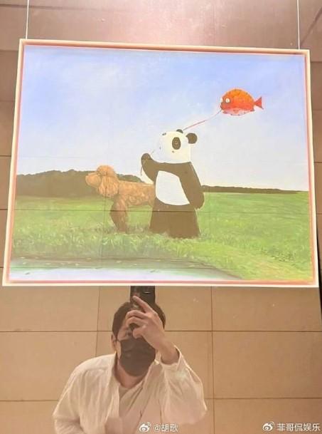 Hồ Ca khiến fan lo lắng vì vẻ ngoài xuống sắc, phát ngôn tiêu cực-3