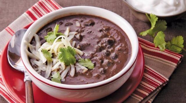 Bí quyết giữ nhan sắc đỉnh cao của Jennifer Phạm là ở những món ăn vặt-5