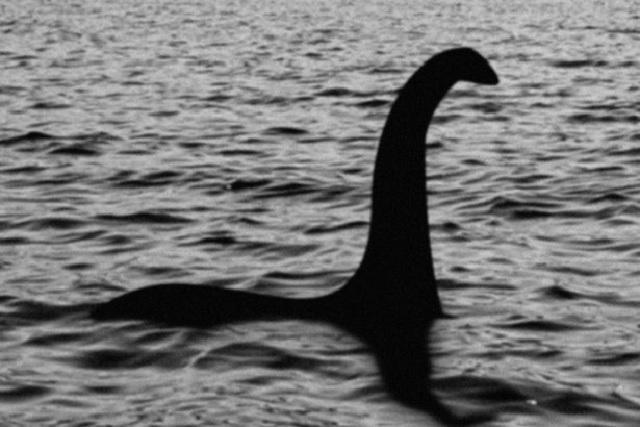 Thợ săn quái vật hồ Loch Ness công bố bức ảnh thủy quái huyền thoại?-1