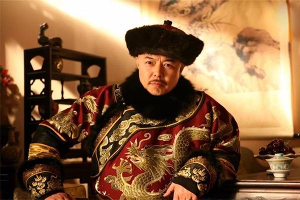 Hé lộ bữa ăn 120 món của hoàng đế và lý do ngài gắp không quá 3 miếng mỗi món-3