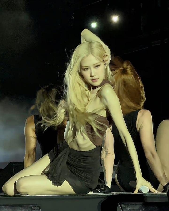 Góc khuất BLACKPINK: Nhập viện như cơm bữa, mất tự do, tính mạng bị đe dọa-3