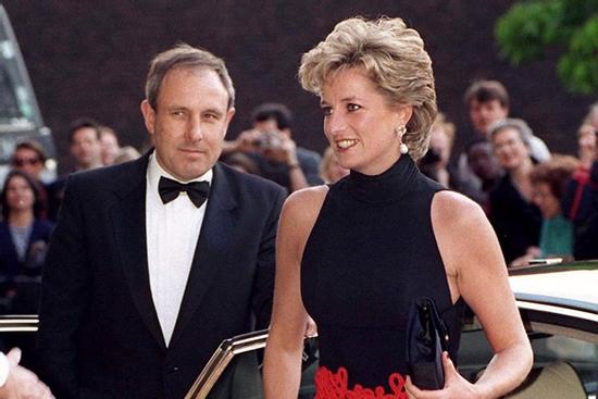 Qua đời 26 năm, hình ảnh Công nương Diana vẫn đầy sức hút