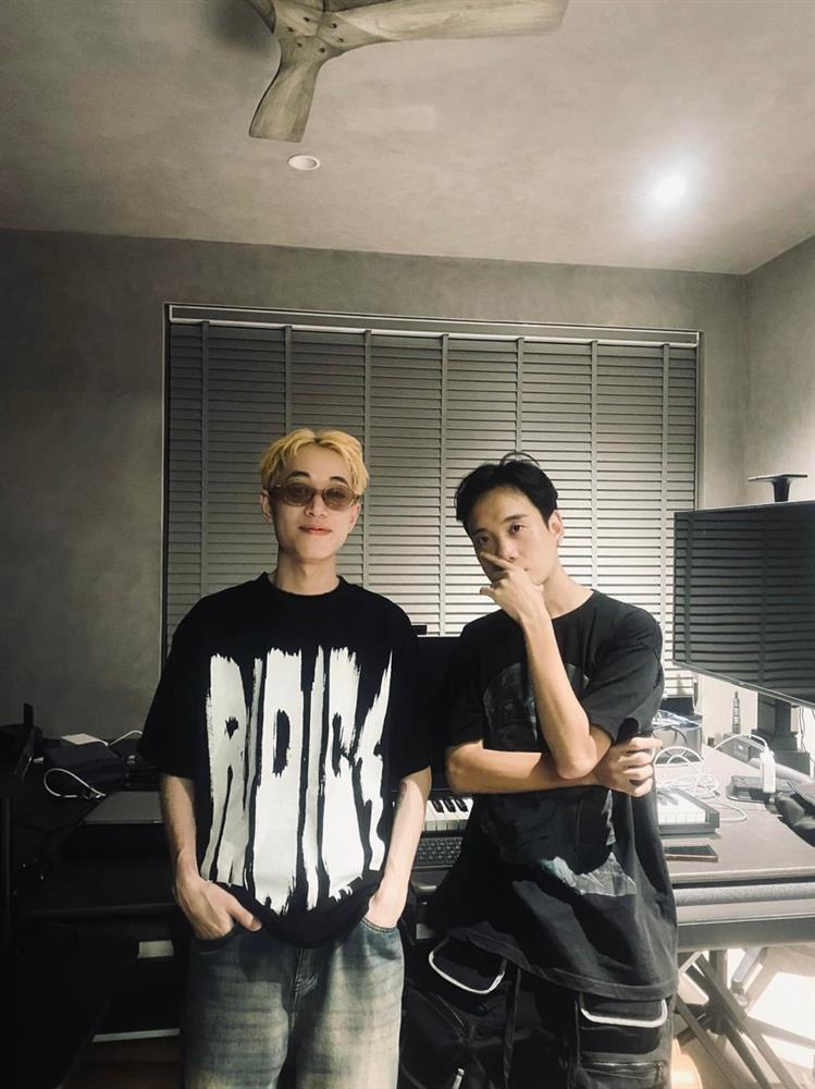 Double2T mượn nợ đi thi Rap Việt, chạy show không nghỉ vì thương mẹ cứ hỏi có tiền ăn không?-3