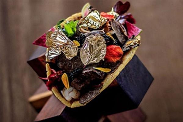 Tại sao uống nhiều nước mà vẫn khô miệng?-2