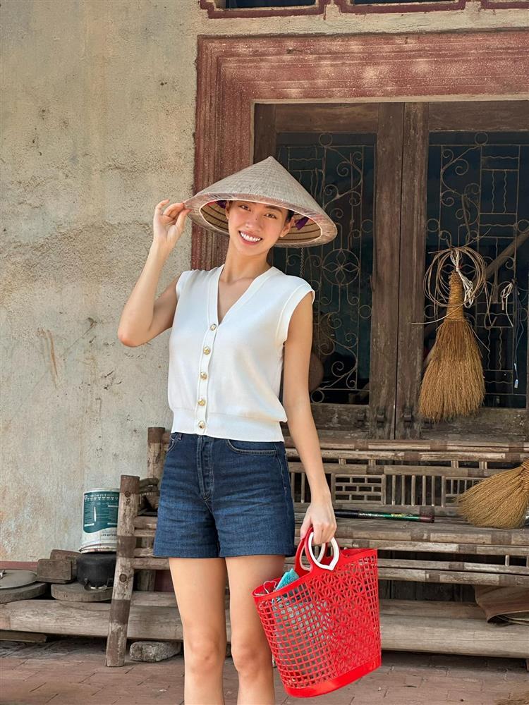 Dàn hoa, á hậu mặc áo dài trong kỳ nghỉ lễ Quốc khánh-16