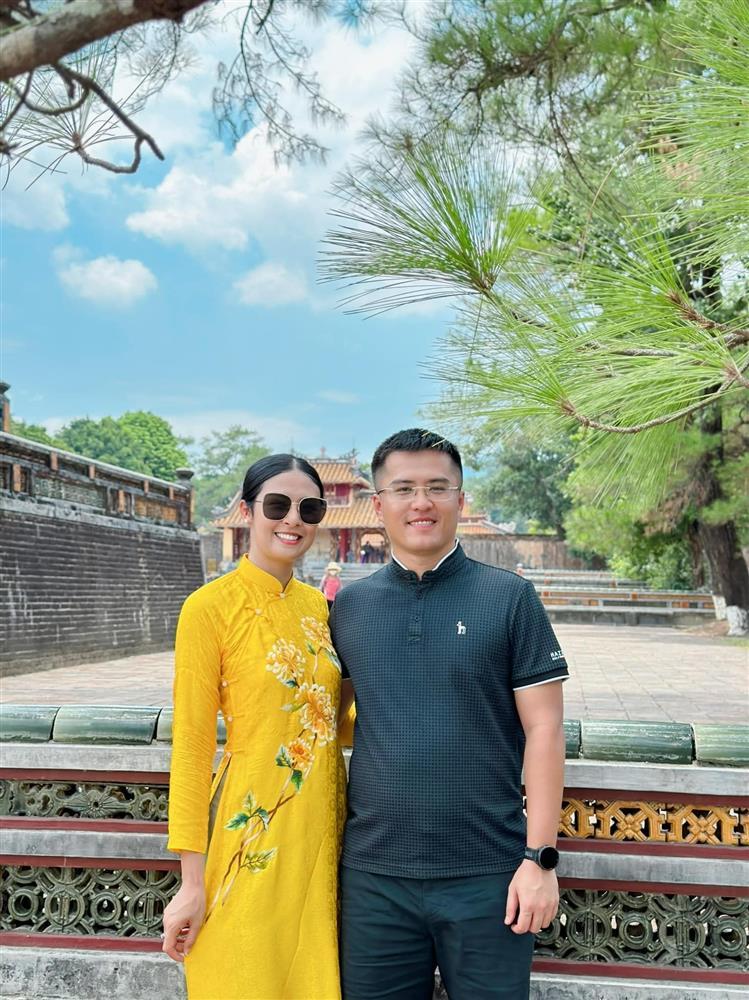 Dàn hoa, á hậu mặc áo dài trong kỳ nghỉ lễ Quốc khánh-7