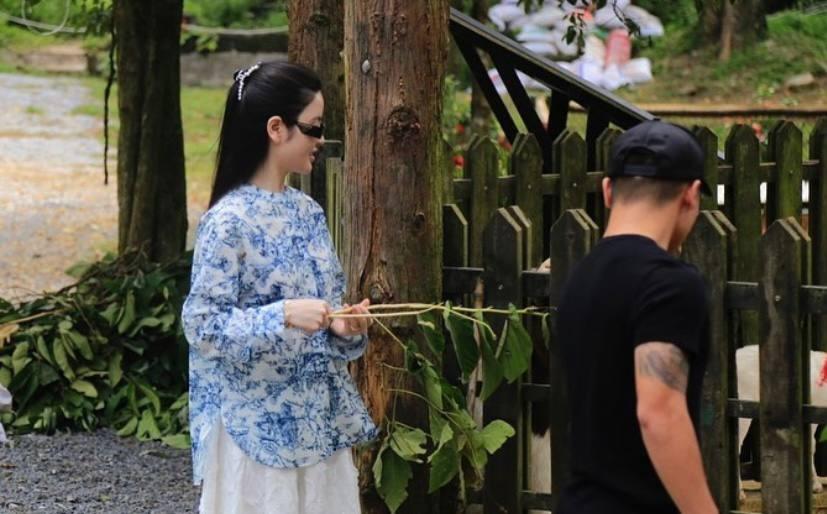 Dàn hot girl Việt đầy thu hút khi lên đồ đi chơi lễ 2/9-7