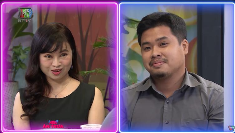 Cô gái 9X ngây thơ khiến anh trai đuối sức không chăm nổi-1