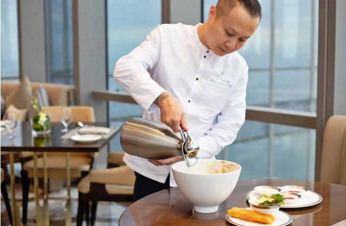 Báo Mỹ nói gì về bát phở Việt dùng nguyên liệu ngoại nhập giá 4 triệu đồng?-2