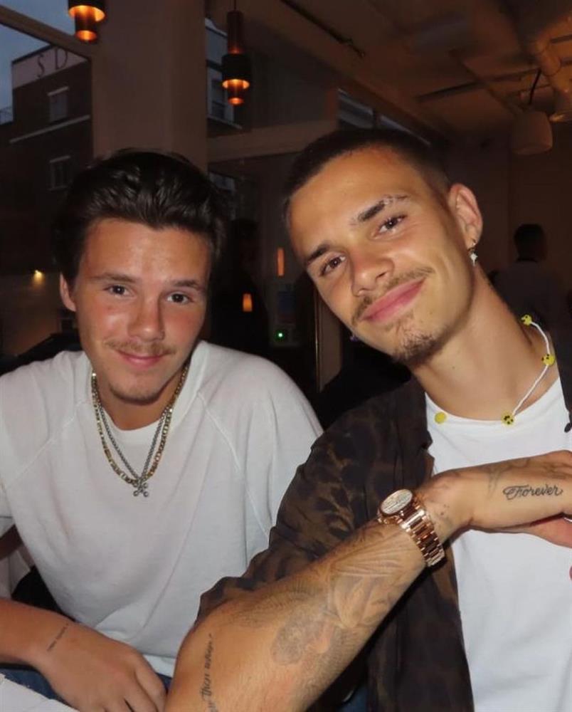 Vợ chồng David Beckham mừng sinh nhật con trai Romeo, chia sẻ khoảnh khắc gia đình ấm áp-5