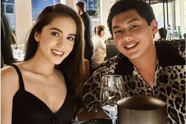 Thân thế gây tò mò của bạn gái con trai út ông trùm hàng hiệu Johnathan Hạnh Nguyễn-10