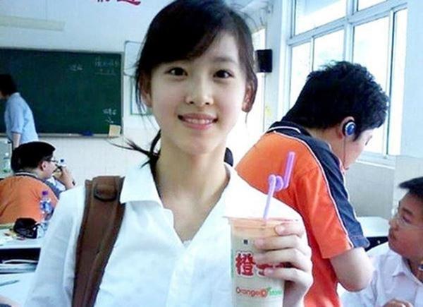 Cuộc sống của hot girl trà sữa Chương Trạch Thiên sau 8 năm kết hôn tỷ phú hơn 19 tuổi-1