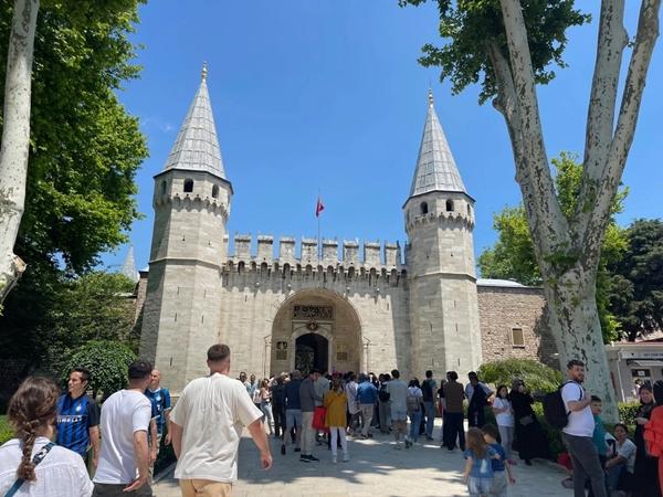 Khách Việt ngỡ ngàng sau 48h khám phá thành phố kỳ lạ nhất Thổ Nhĩ Kỳ-6