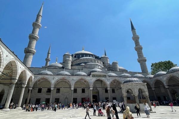 Mục sở thị con đường độc đạo nguy hiểm nhất thế giới-5