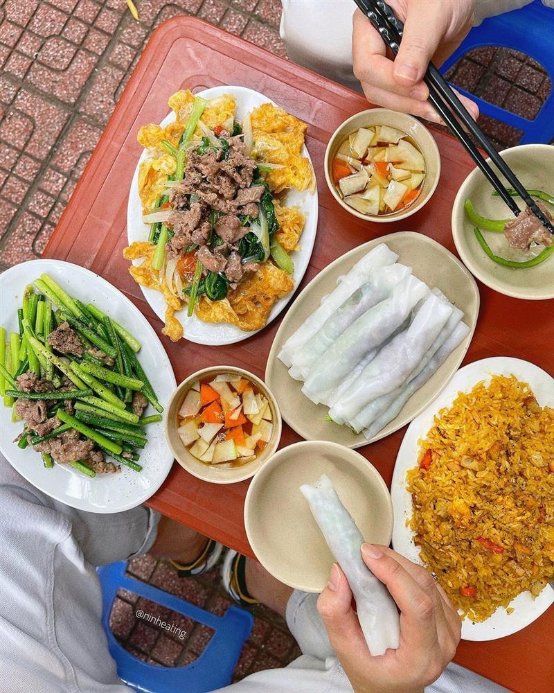 5 con phố thiên đường ẩm thực ở Hà Nội cho người lười đi chơi xa-1