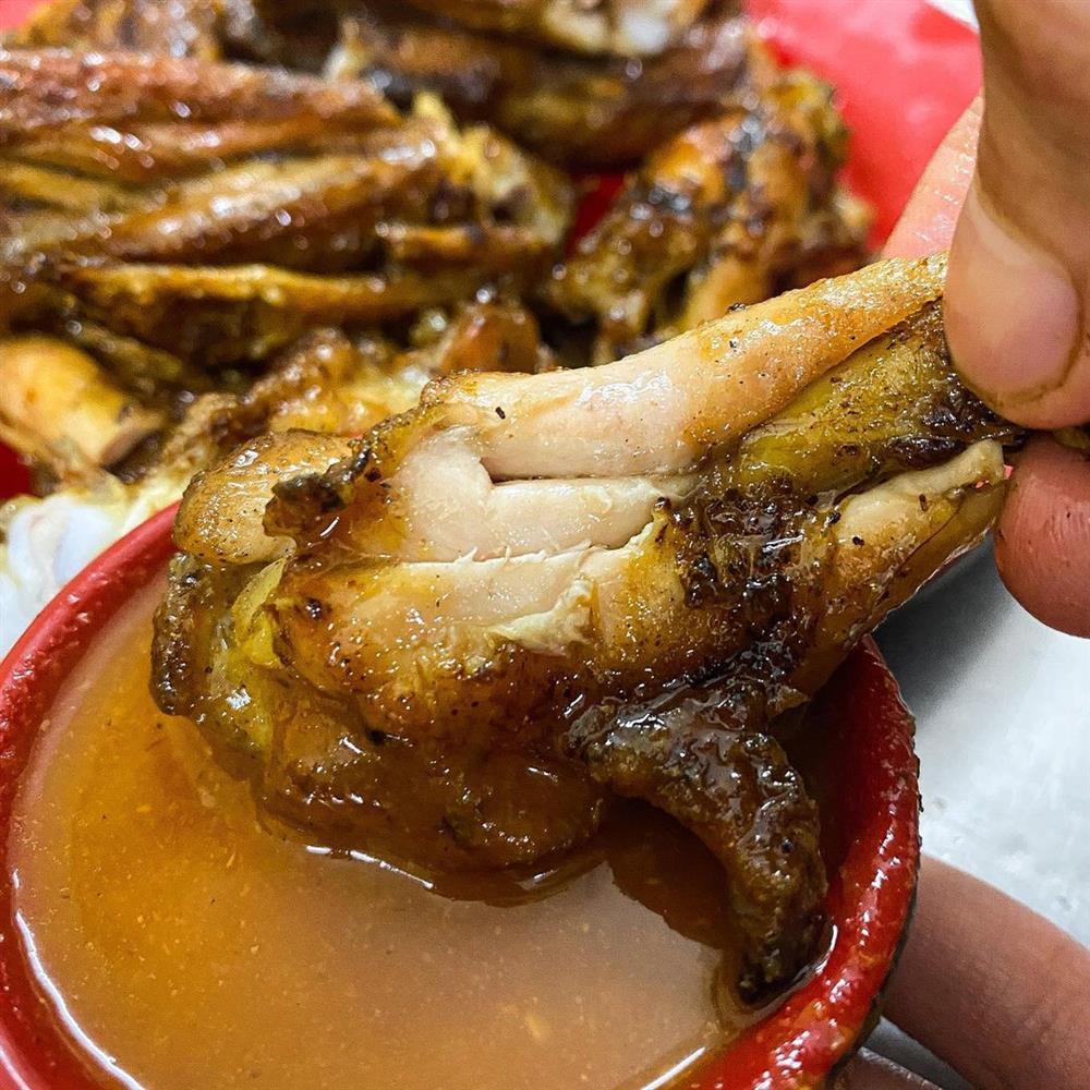 5 con phố thiên đường ẩm thực ở Hà Nội cho người lười đi chơi xa-4