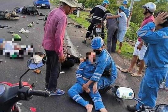 Chưa đủ cơ sở khởi tố tài xế 16 tuổi lái ô tô tông hàng loạt xe máy