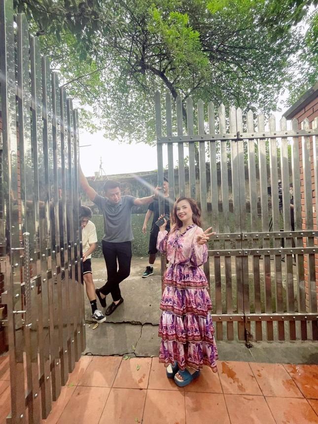 Cái kết của nhân vật lẳng lơ nhất Làng Trong Phố-3