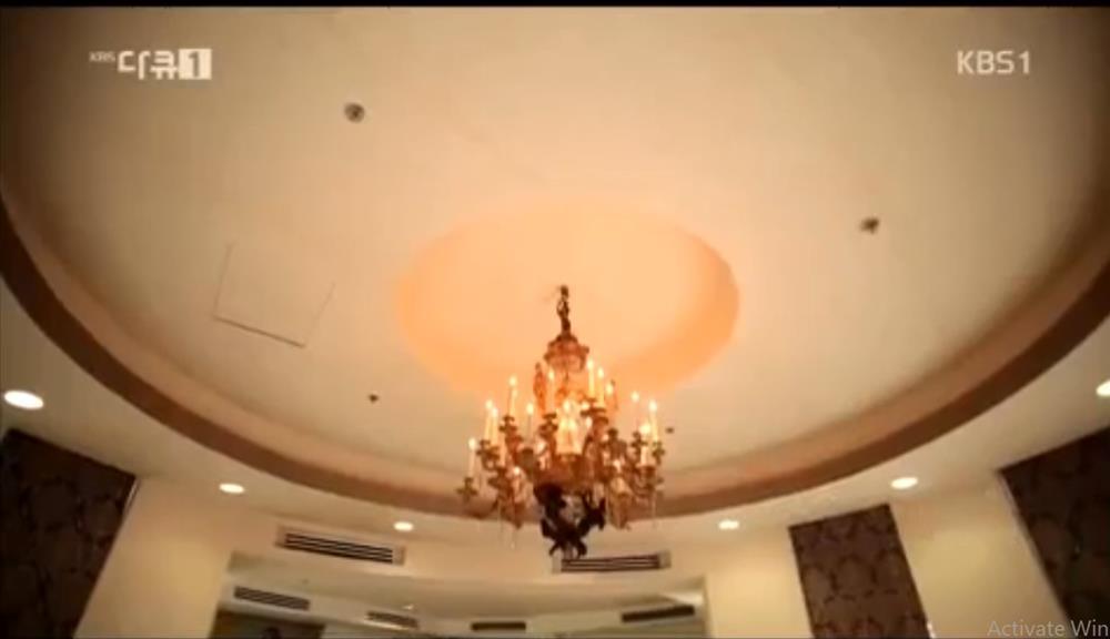 Đài truyền hình Hàn Quốc từng nói gì về biệt thự dát vàng của nhà chồng Tăng Thanh Hà?-4