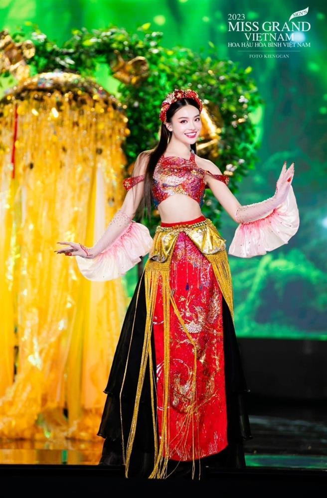 Top 10 Thùy Vi Miss Grand Vietnam 2023 xin lỗi vì phát ngôn hồ đồ-1