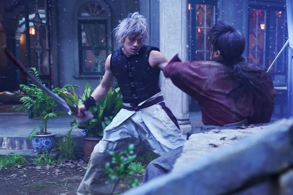 Đời tư dậy sóng của thợ săn hải tặc đang gây bão với One Piece-4