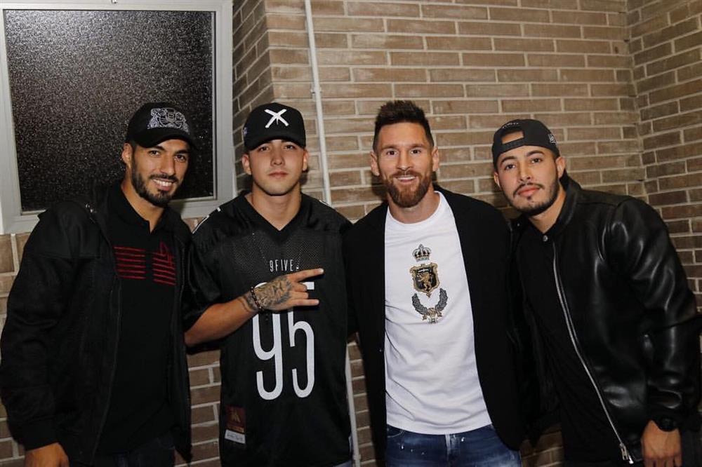 Nam ca sĩ thế giới từng được Messi tham gia đóng MV là ai?-5