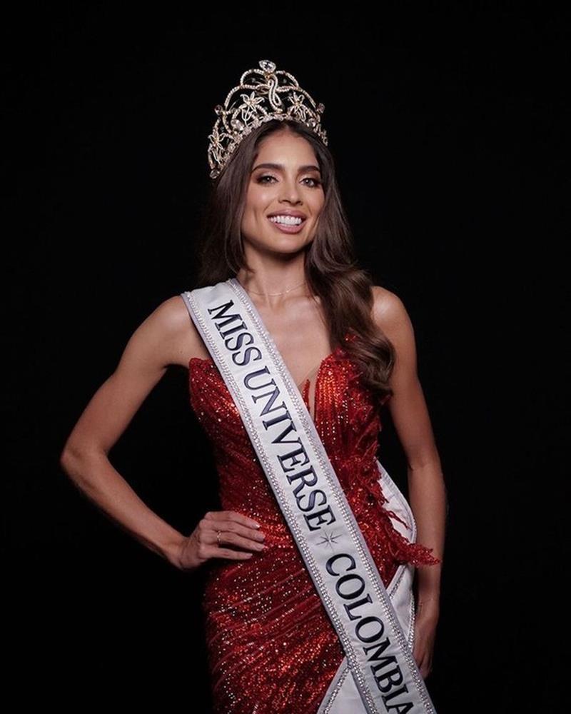Sắc vóc gợi cảm của bà mẹ một con vừa đăng quang Hoa hậu Hoàn vũ Colombia-1
