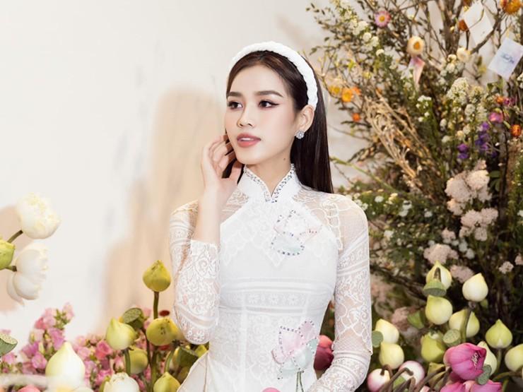 2 nàng hậu cấy lúa Thanh Hóa - Bắc Giang: Hình thể của hiếm, thần thái nổi bật-5