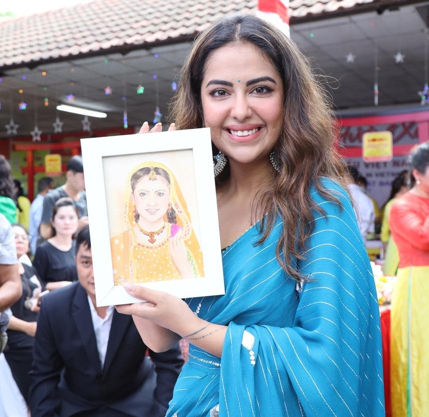 Nhan sắc nữ chính Cô Dâu 8 Tuổi khi tự tay làm bánh xèo Việt Nam-1