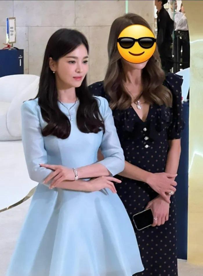 Song Hye Kyo gây sốt với màn khoe nhan sắc thật qua cam thường-1