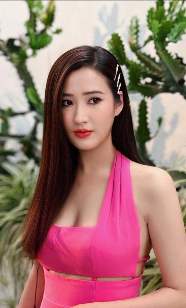Đằng sau những cái tát của Nhung tiểu tam Làng Trong Phố-1