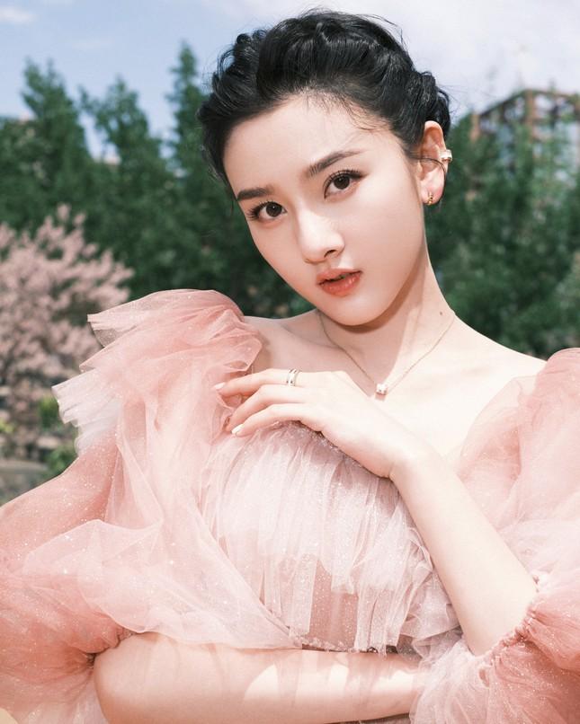 Tống Tổ Nhi sụp đổ sự nghiệp ở tuổi 25, nhiều nghệ sĩ vạ lây-4