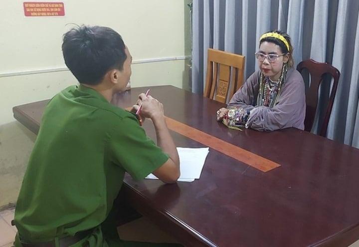 Hot girl Bella trộm cắp xe máy ở Thanh Hóa sẽ xử lý thế nào?-1