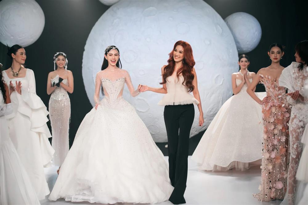 Ma nữ Thái Lan Mai Davika diện váy cưới, Lý Nhã Kỳ xin vía sớm lấy chồng-10