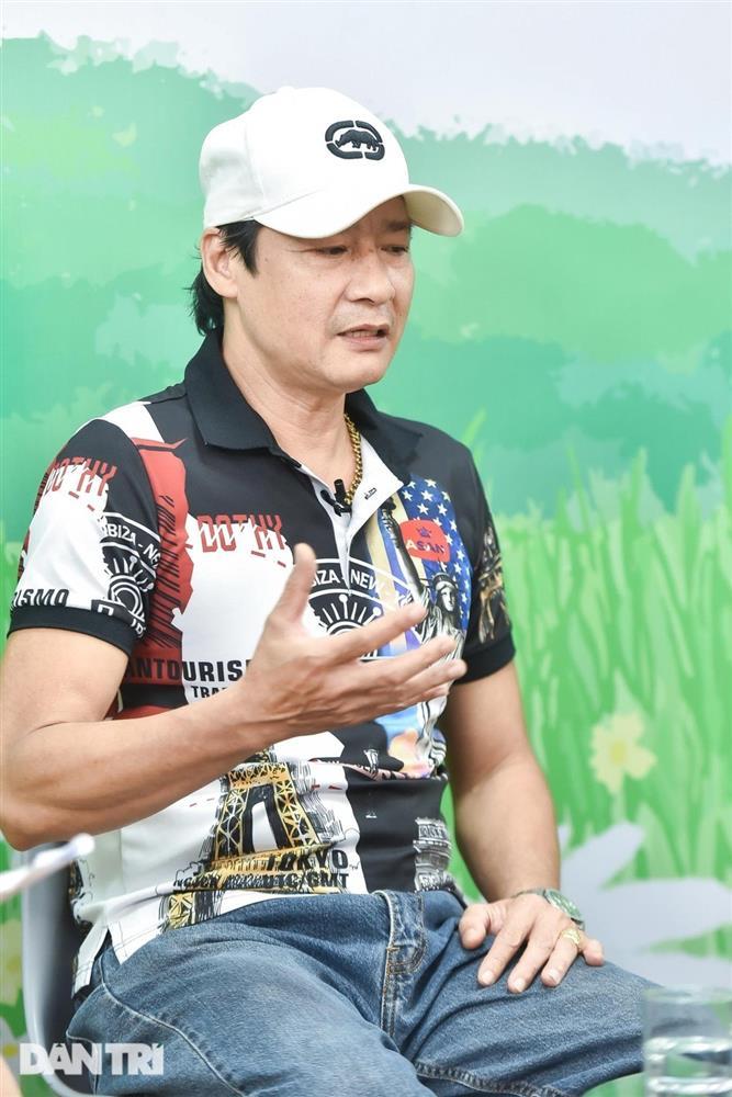 NSƯT Võ Hoài Nam tuổi U60: Thích mặc đồ cũ, tự nhận mình giàu có-4