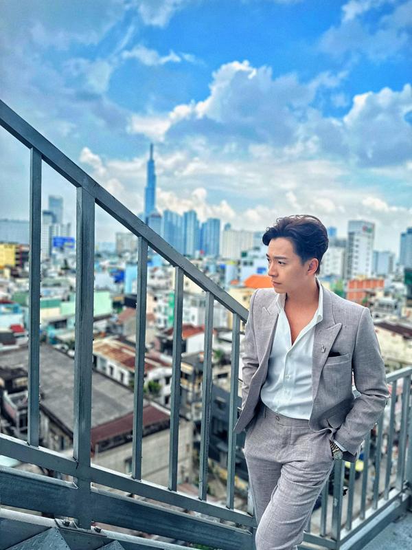 Ngô Kiến Huy có lúc body ngấn mỡ, chảy sệ khiến fan phát hoảng, phải siết cân lấy lại sắc vóc nam thần-7