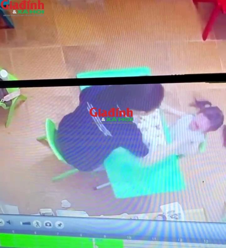 Video: Bé gái 2 tuổi bị cô giáo tát liên tiếp vào mặt gây phẫn nộ-2