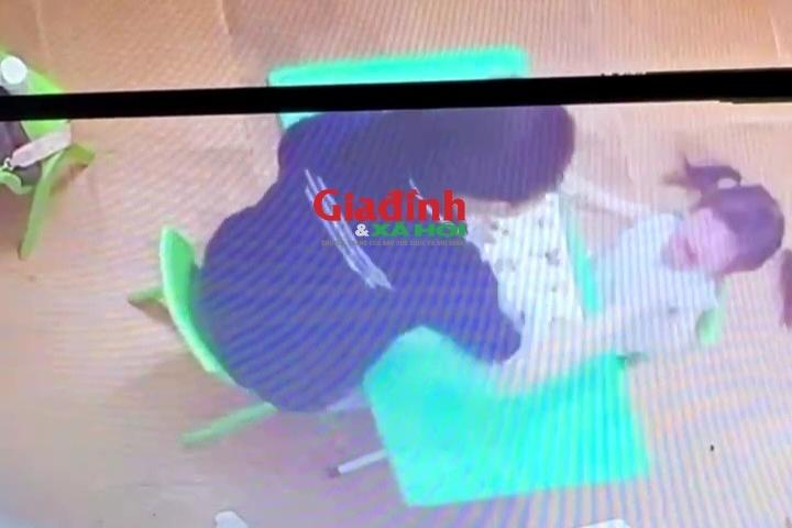 Cô giáo tát liên tiếp vào mặt trẻ 2 tuổi ở Hà Nội bị cho nghỉ việc-2