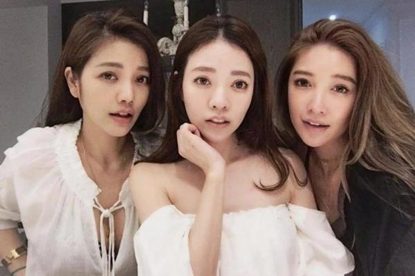 Nhà thiết kế thời trang 48 tuổi nổi tiếng vì xinh đẹp, trẻ như thiếu nữ-2