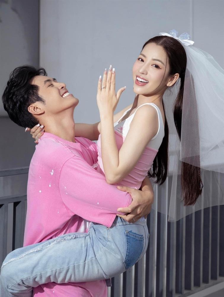 Gin Tuấn Kiệt cầu hôn Puka dịp sinh nhật tuổi 29-1