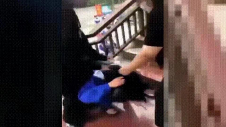 Làm rõ sự việc nữ sinh lớp 10 bị hành hung trong ngày khai giảng-1