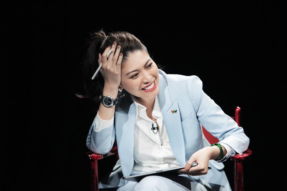 BTV Ngọc Trinh: Khi nhận giải VTV Awards, tôi tiệm cận đáy sự nghiệp-4