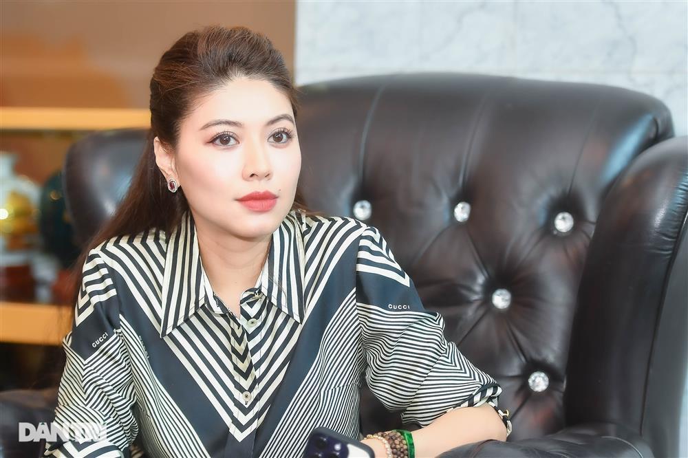 BTV Ngọc Trinh: Khi nhận giải VTV Awards, tôi tiệm cận đáy sự nghiệp-6