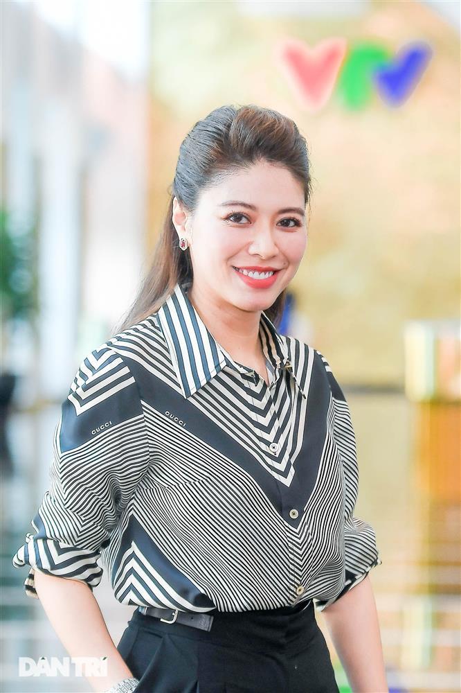 BTV Ngọc Trinh: Khi nhận giải VTV Awards, tôi tiệm cận đáy sự nghiệp-7