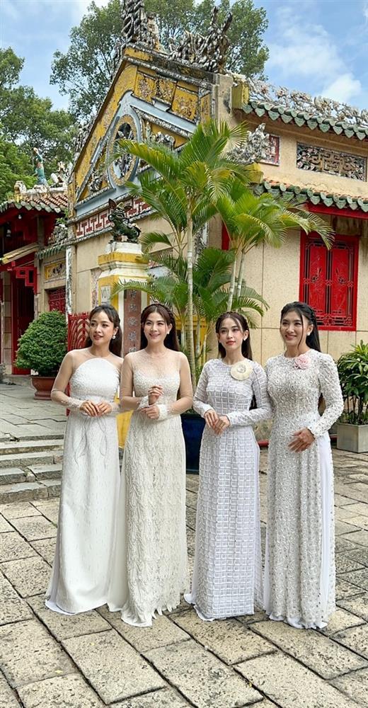 Dàn mỹ nhân Cổng Mặt Trời hội ngộ: Nhan sắc sau 15 năm ra sao?-2