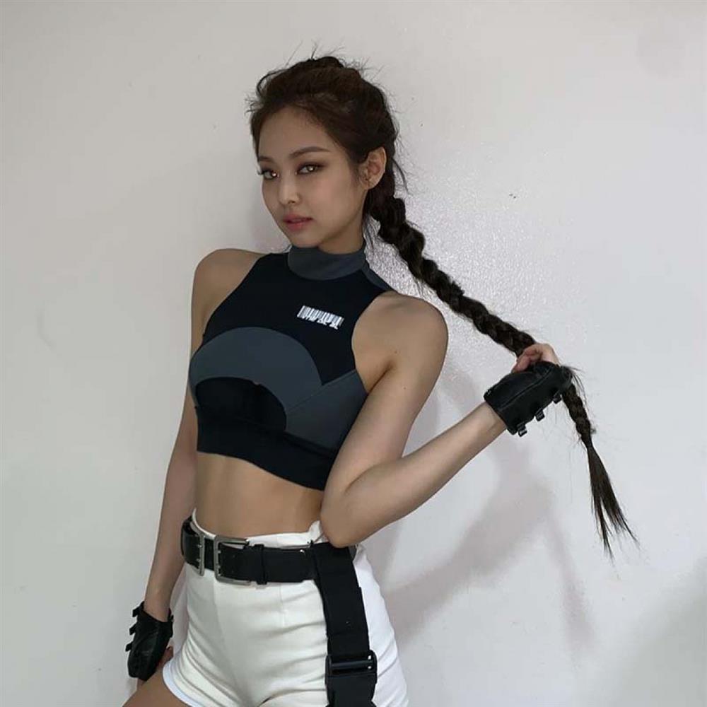 Quá trình thăng hạng nhan sắc qua từng năm của Jennie (Blackpink)-2